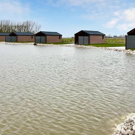 Lakeside Fishing Retreats Old Leake Экстерьер фото